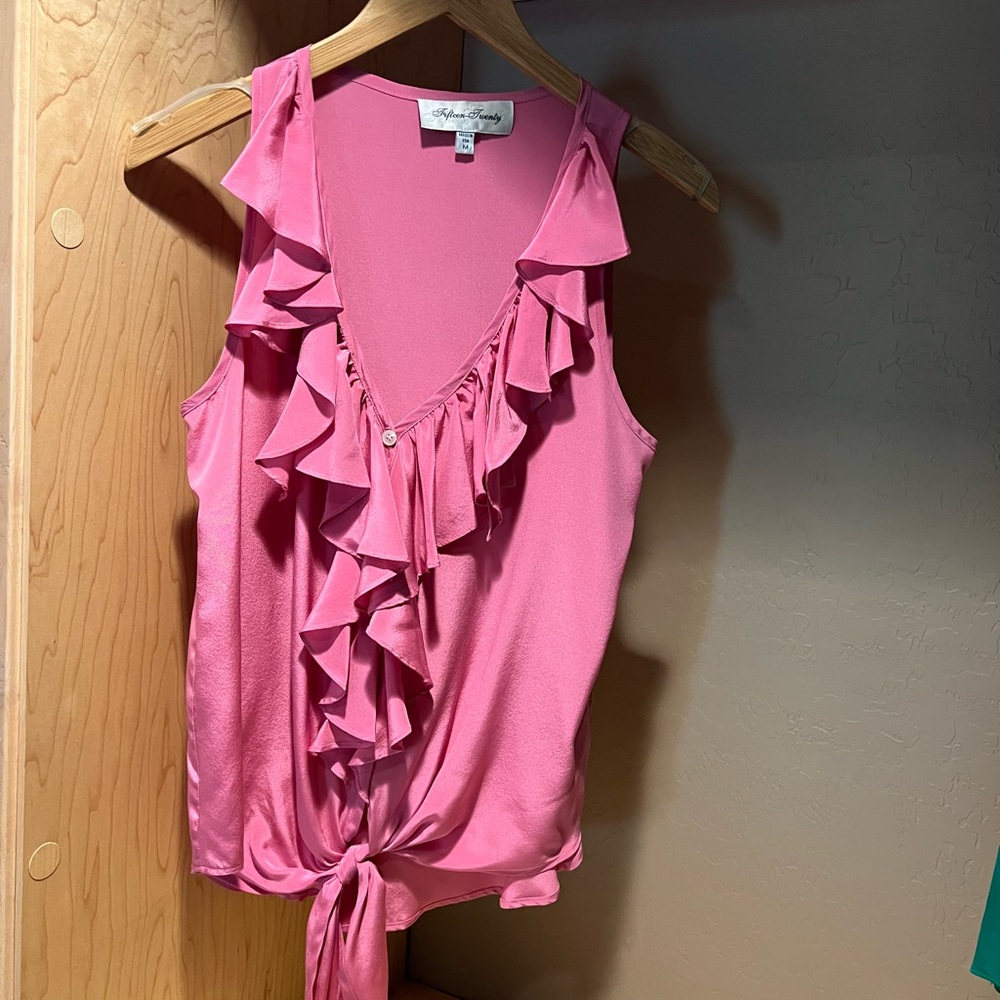Fifteen twenty sleeveless silk front ruffles pink blouse